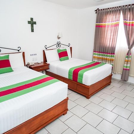 Hotel Los Olivos Spa Oaxaca ภายนอก รูปภาพ