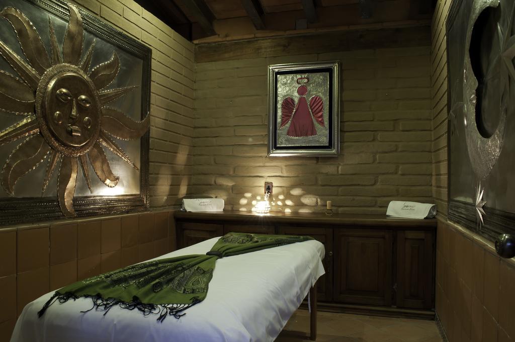 Hotel Los Olivos Spa Oaxaca ภายนอก รูปภาพ