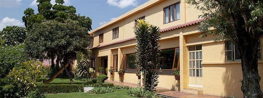 Hotel Los Olivos Spa Oaxaca ภายนอก รูปภาพ