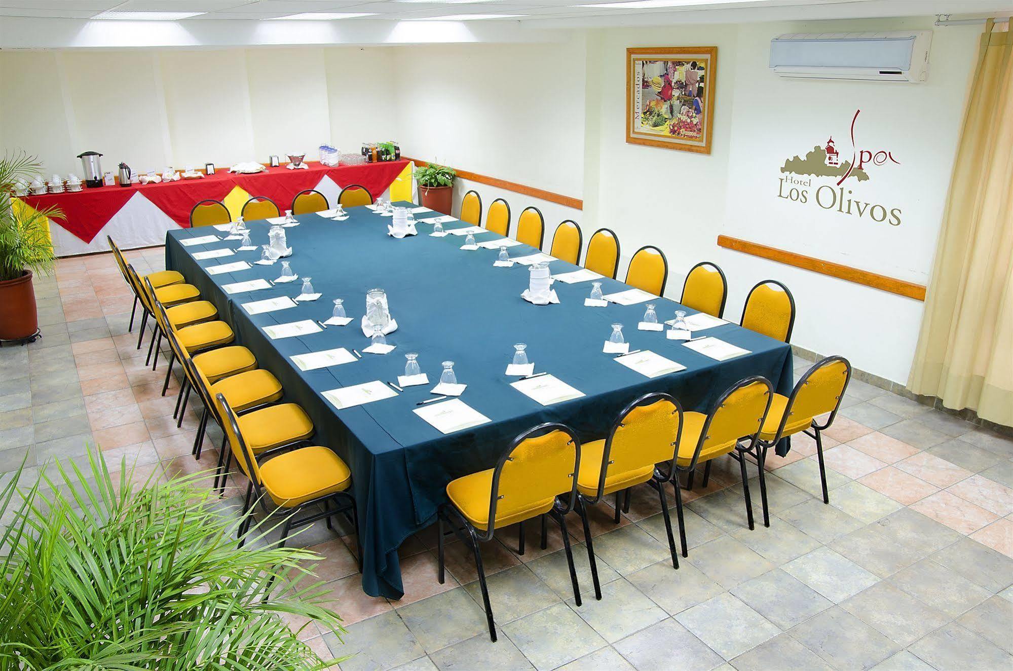 Hotel Los Olivos Spa Oaxaca ภายนอก รูปภาพ
